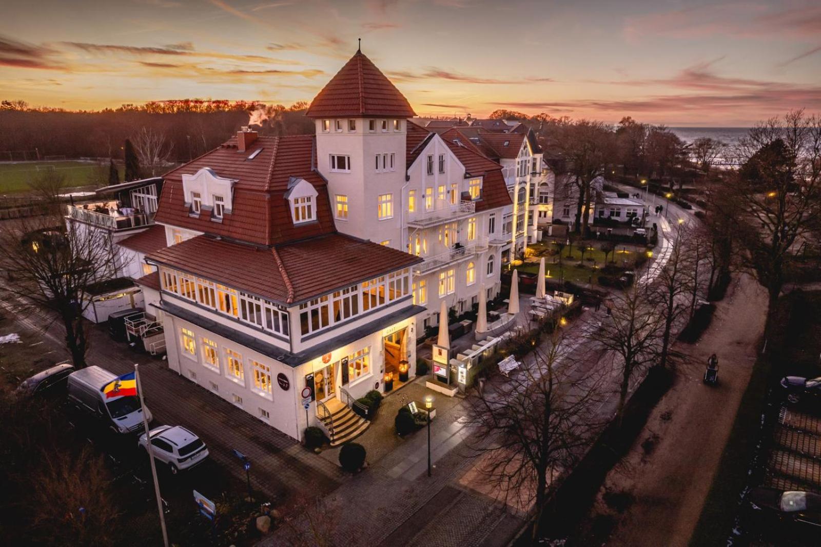 Villa Astoria - Ostseebad Kühlungsborn Kültér fotó